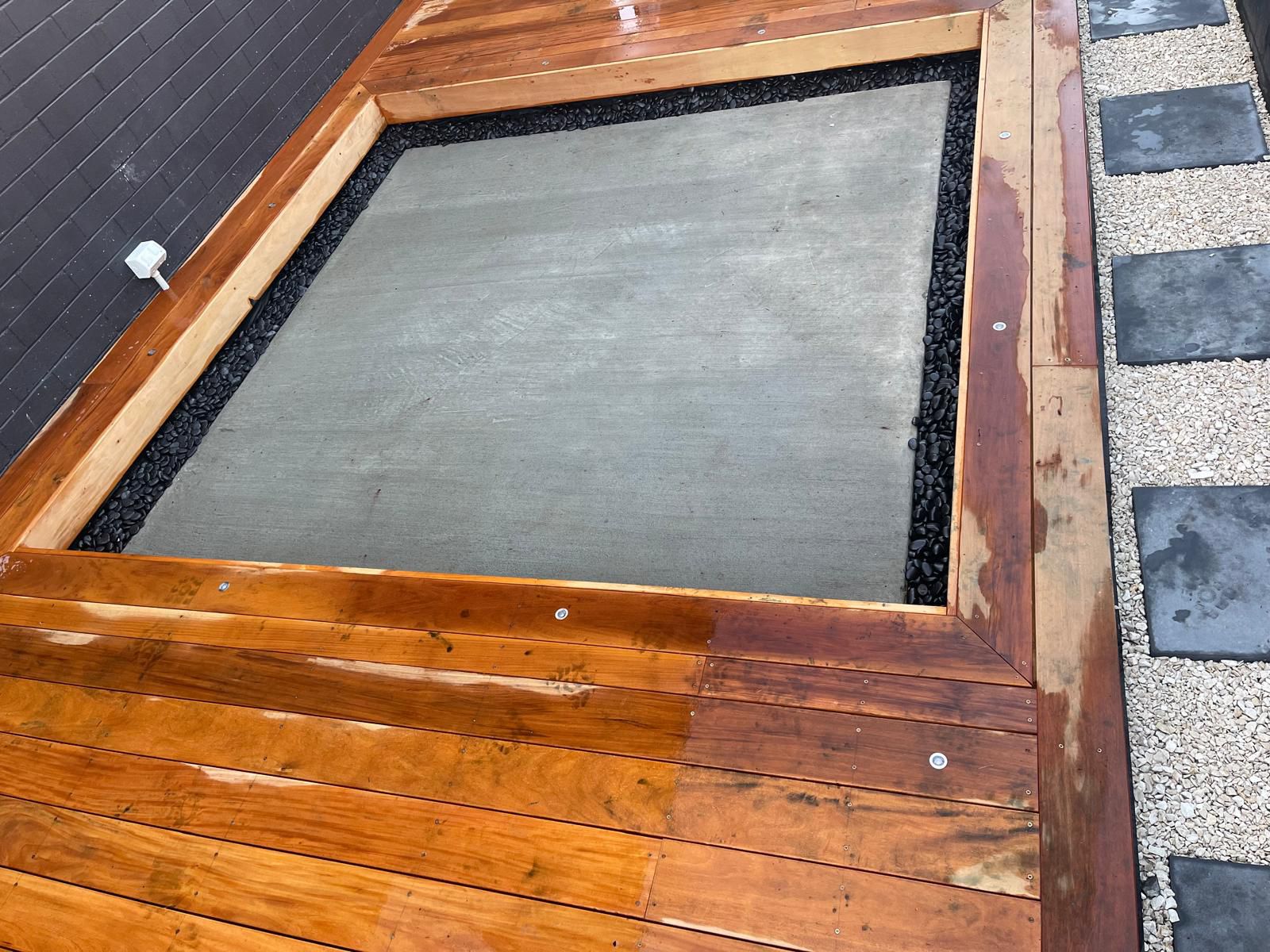 Residential deck contractors near me